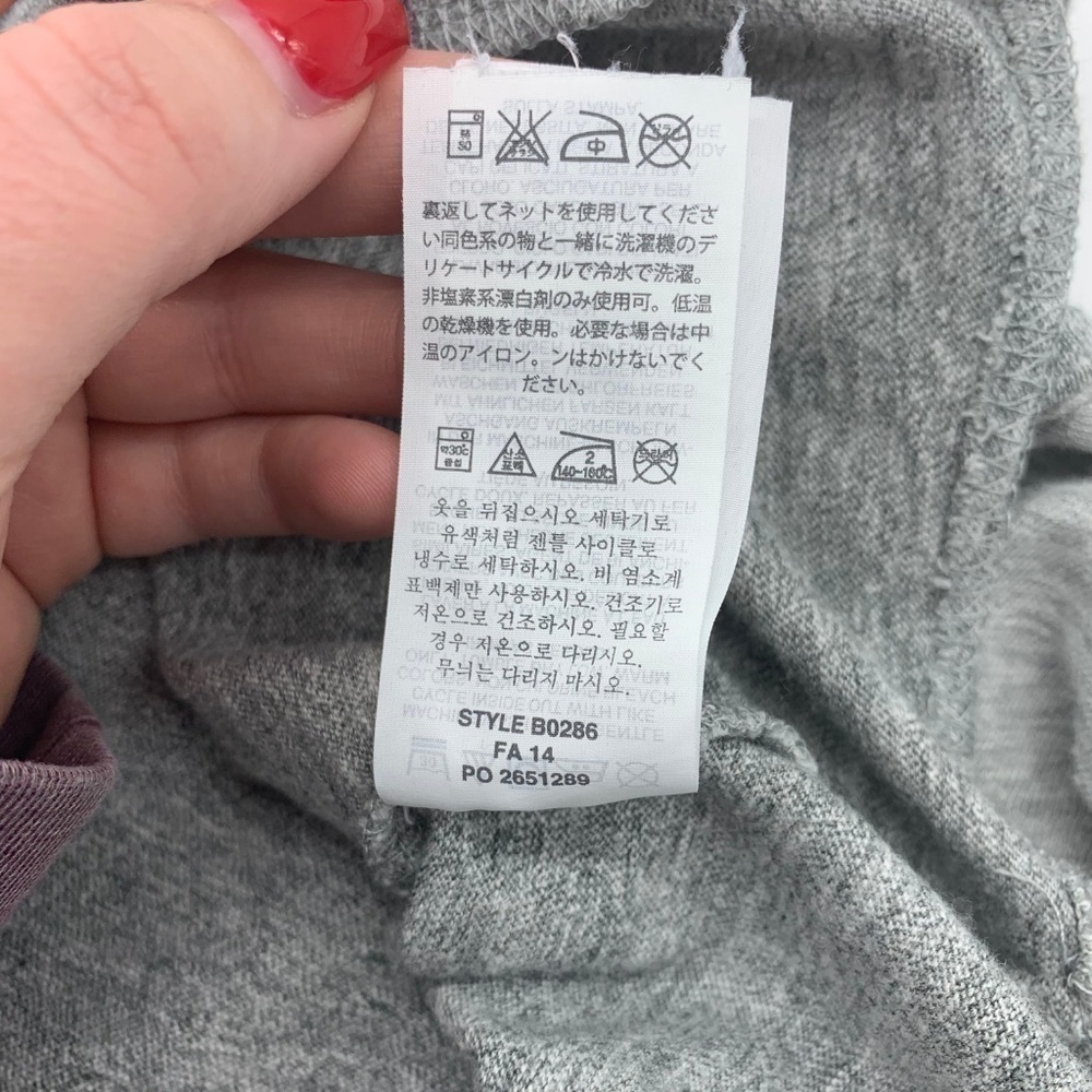 🎉J. Crew Heather Gray 3/4 Sleeve Graphic Shirt - Picture 6 of 7